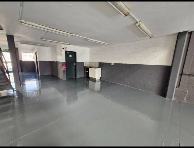 371M² WAREHOUSE TO LET IN WADEVILLE